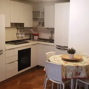 casa-allegra-naples.hotels-amalfi.com/